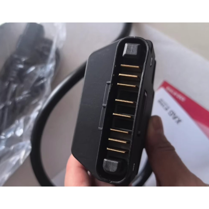 Chargeur CM13600 pour drones a - Drone Battery Charger avis et prix